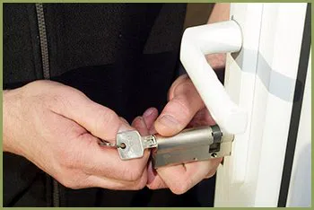 Anchor Locksmith Store Springfield, MA 413-307-0017 - lock-change